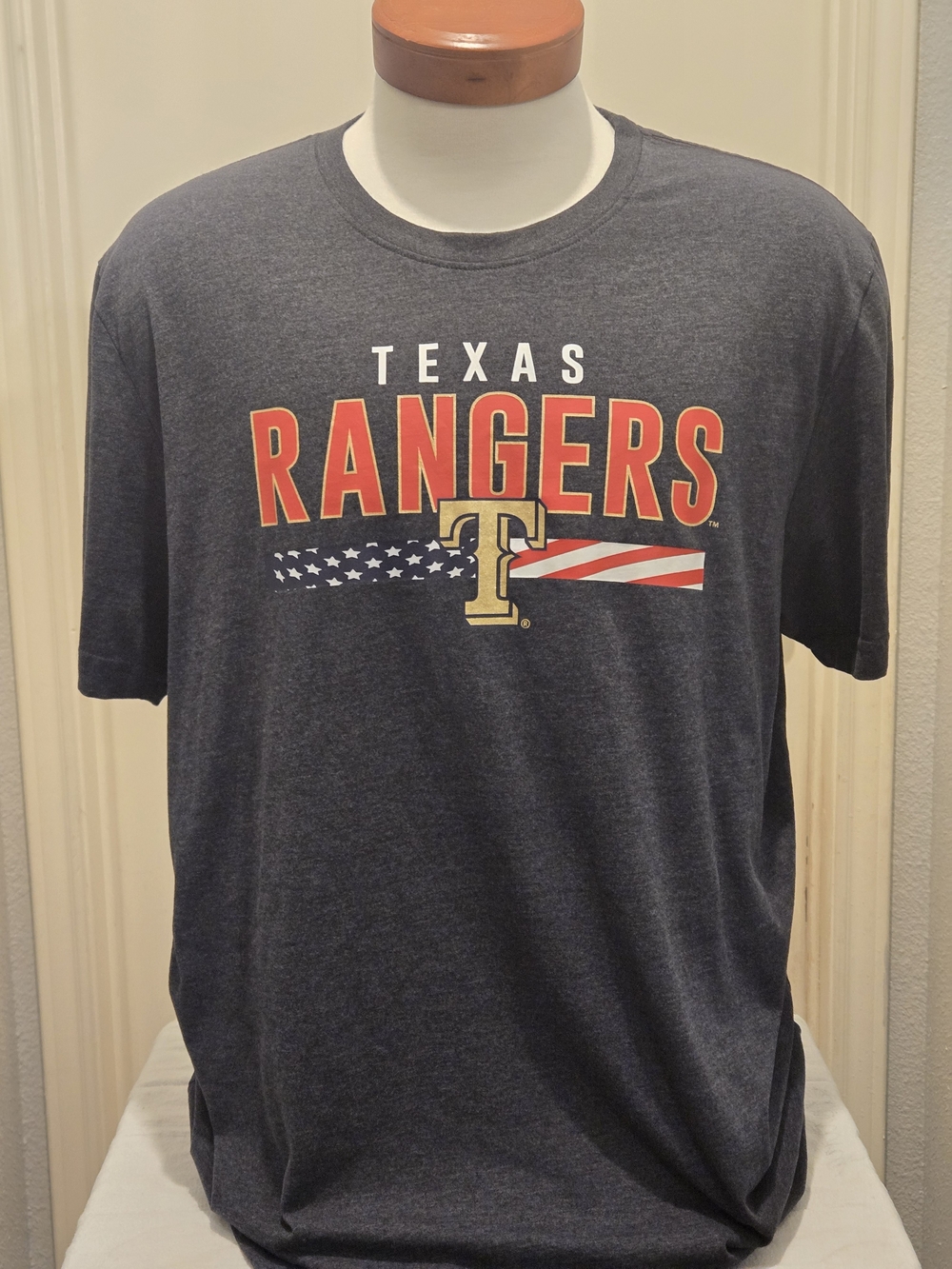 New Era Texas Rangers Navy Tee with Red & Gold Logo,XL